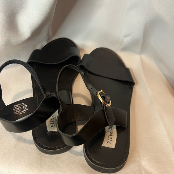Steve Madden Black Women's Sandals - Picture 6 of 8